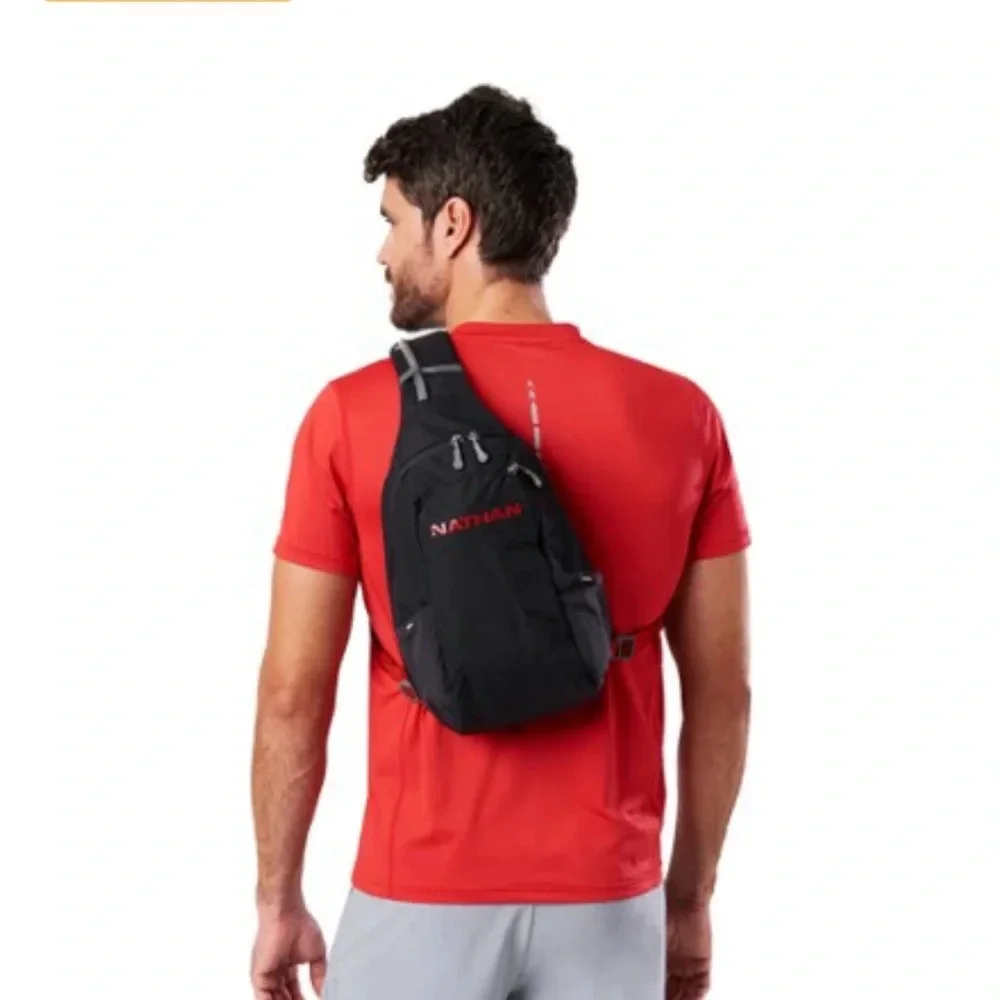Nathan Limitless Run 8 L Hydration Sling Bag Backpack Black Red NWT Water Vest